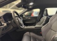 Volvo V60 Kombi 2,0 l 145 kw