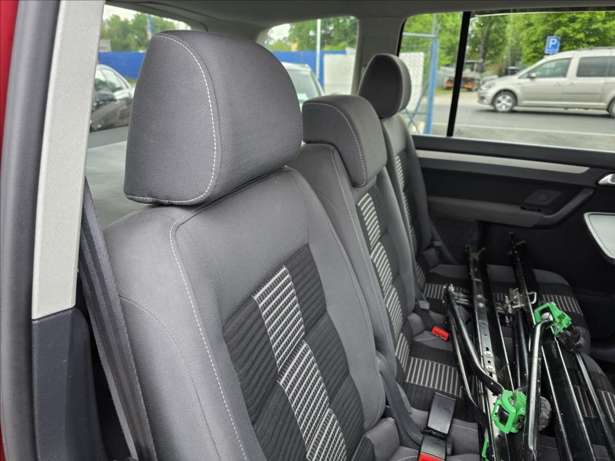 Volkswagen Touran Kombi 2,0 l 80 kw
