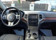 Jeep Grand Cherokee 38