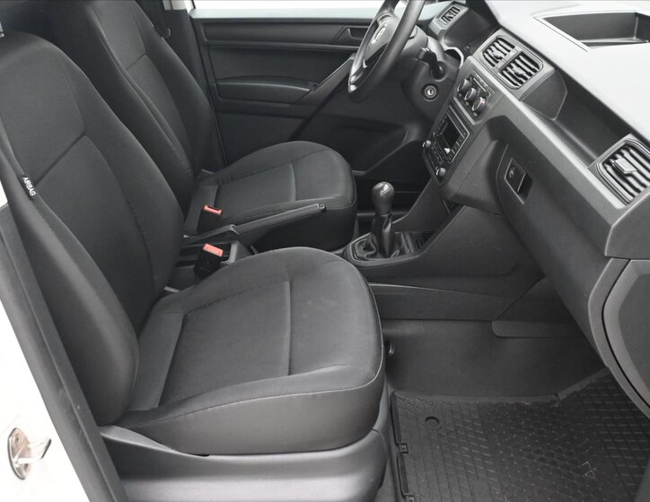 Volkswagen Caddy Skříň 2,0 l 75 kw