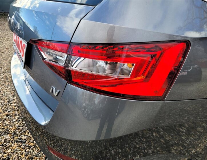 Škoda Superb Kombi 1,4 l 115 kw