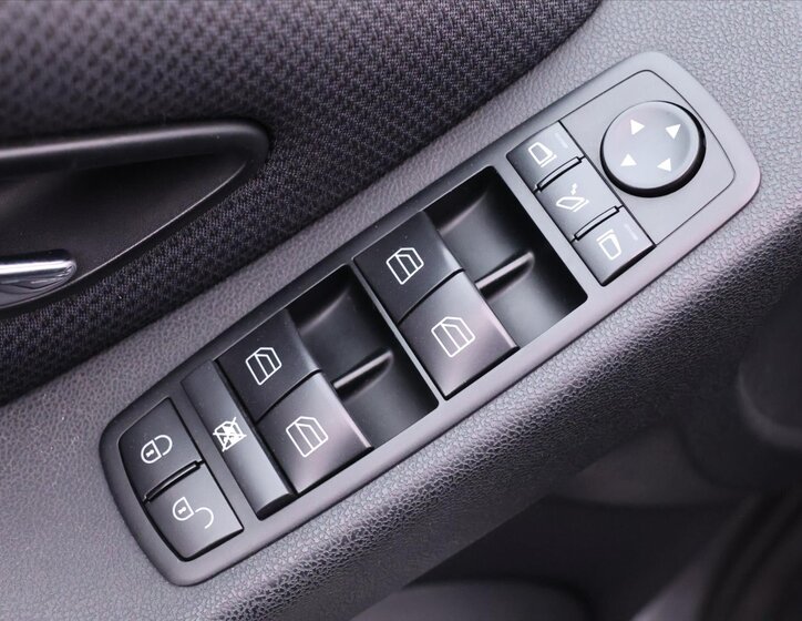 Mercedes-Benz Třídy B Hatchback 2,0 l 80 kw