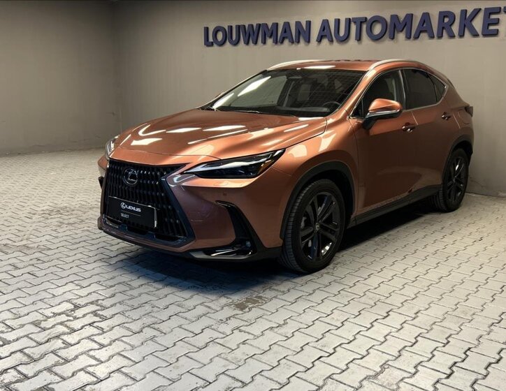 Lexus NX 450h plus SUV 2,5 l 227 kw