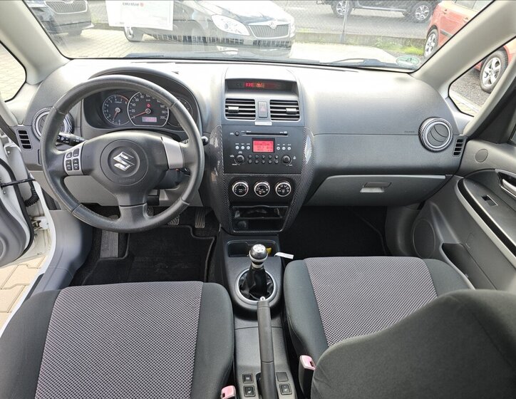 Suzuki SX4 Hatchback 1,6 l 79 kw