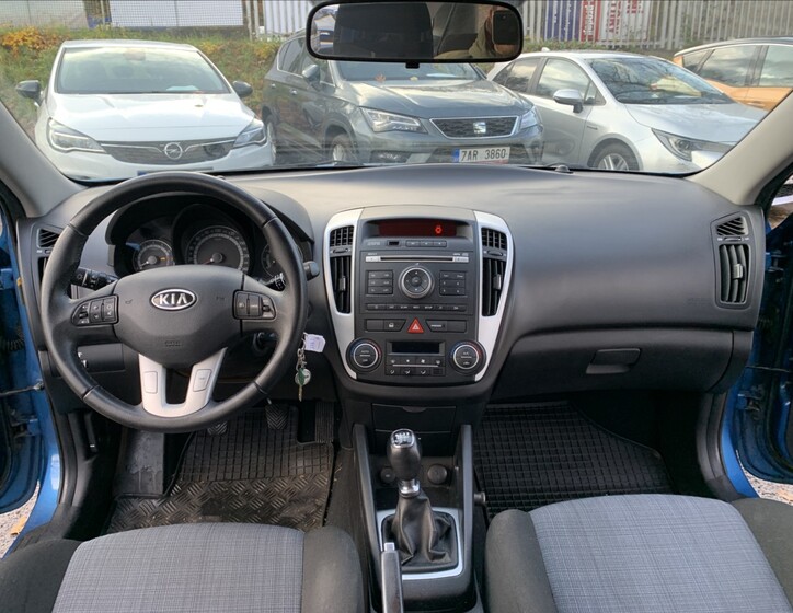 KIA Ceed 9