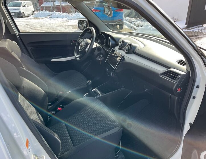 Suzuki Swift Hatchback 1,2 l 61 kw