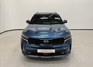 KIA Sorento 4