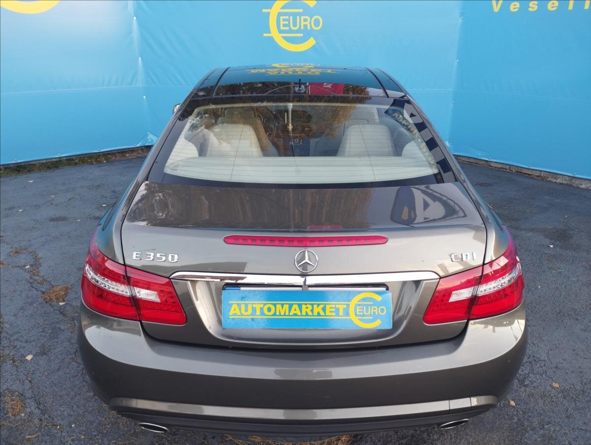 Mercedes-Benz Třídy E Kupé 3,0 l 170 kw