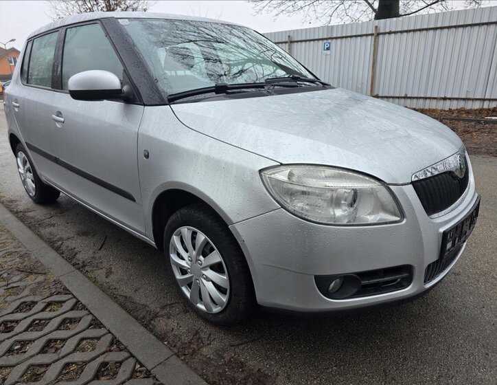 Škoda Fabia Hatchback 1,2 l 44 kw