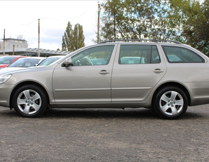 Škoda Octavia Kombi 1,6 l 77 kw