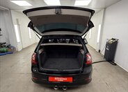 Volkswagen Golf Kombi 3,2 l 184 kw