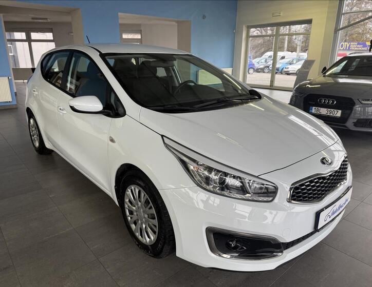 KIA Ceed 1