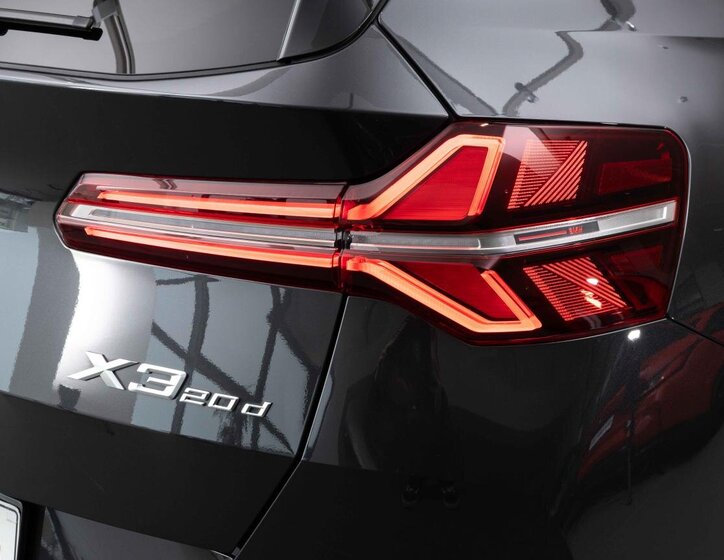 BMW X3 SUV 2,0 l 145 kw