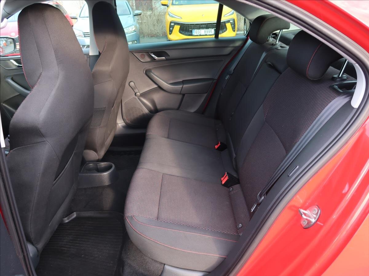 Škoda Rapid Sedan 1,2 l 77 kw