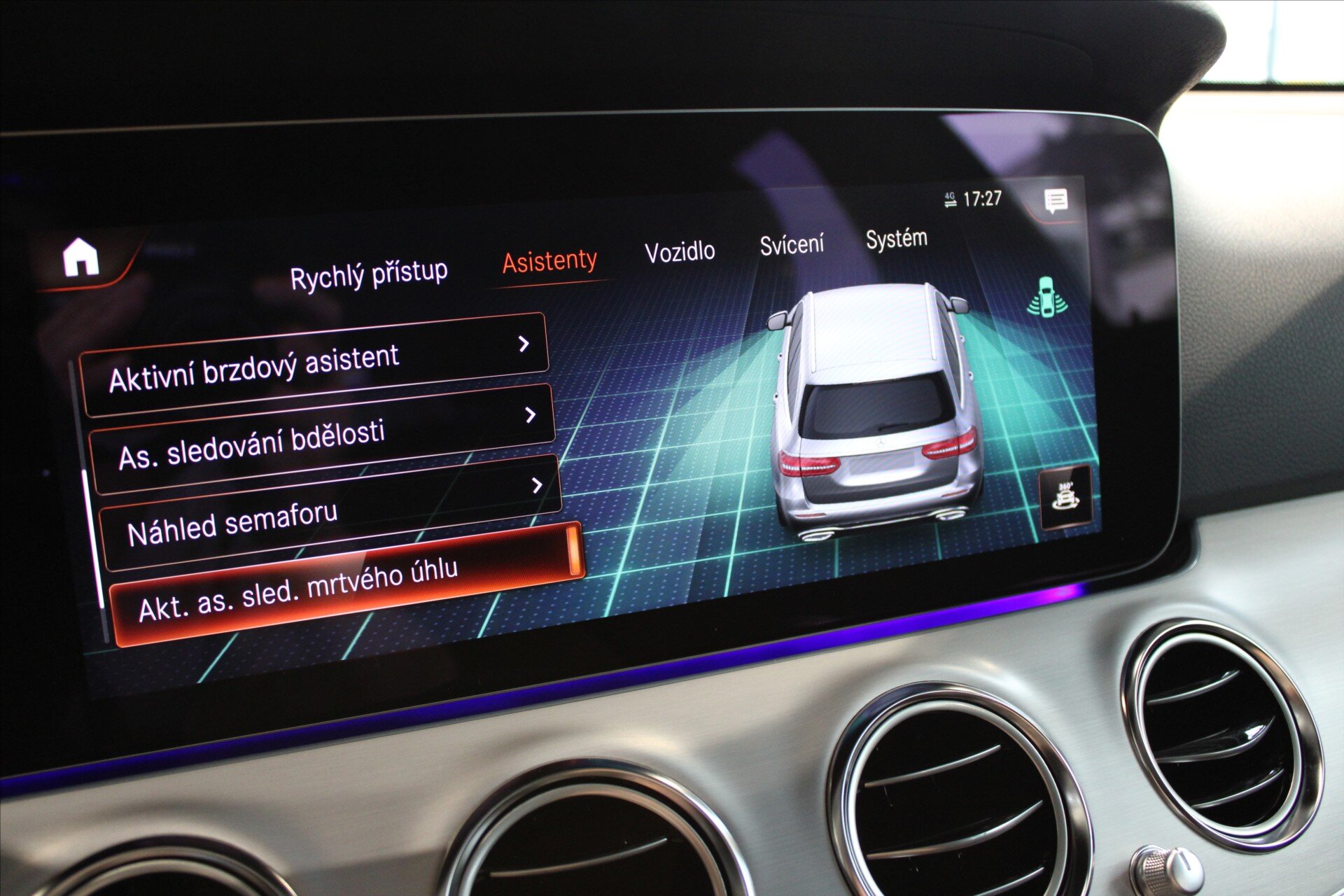 Mercedes-Benz Třídy E Kombi 2,0 l 147 kw