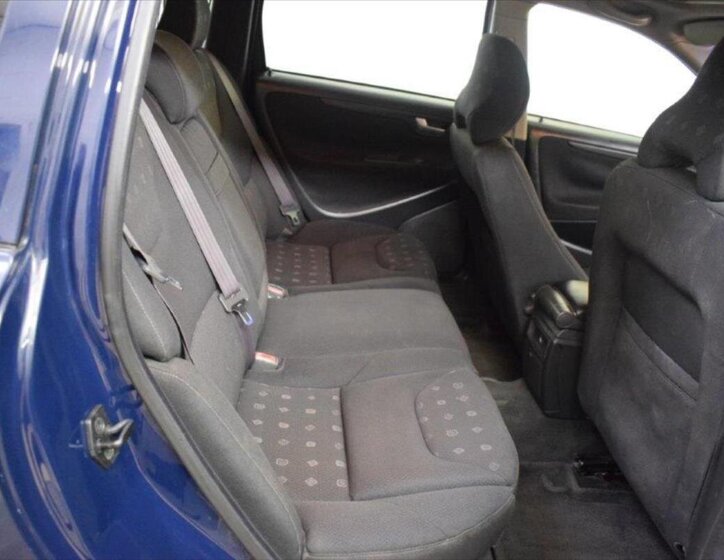 Volvo V70 Kombi 2,4 l 125 kw