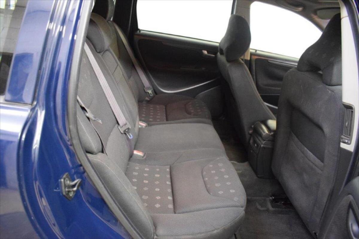 Volvo V70 Kombi 2,4 l 125 kw