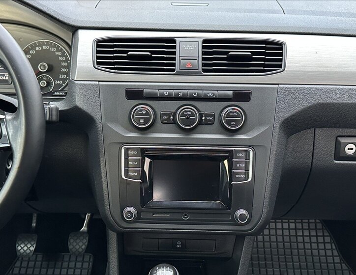 Volkswagen Caddy Kombi 2,0 l 75 kw