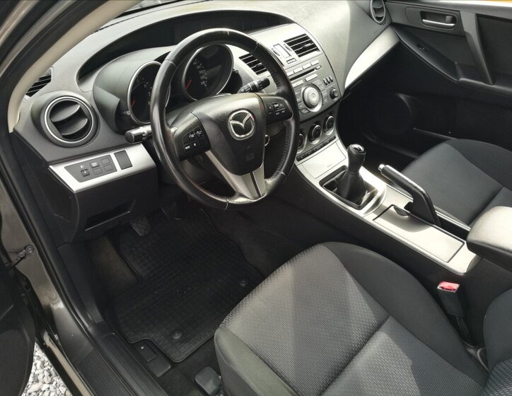 Mazda 3 Hatchback 1,6 l 77 kw