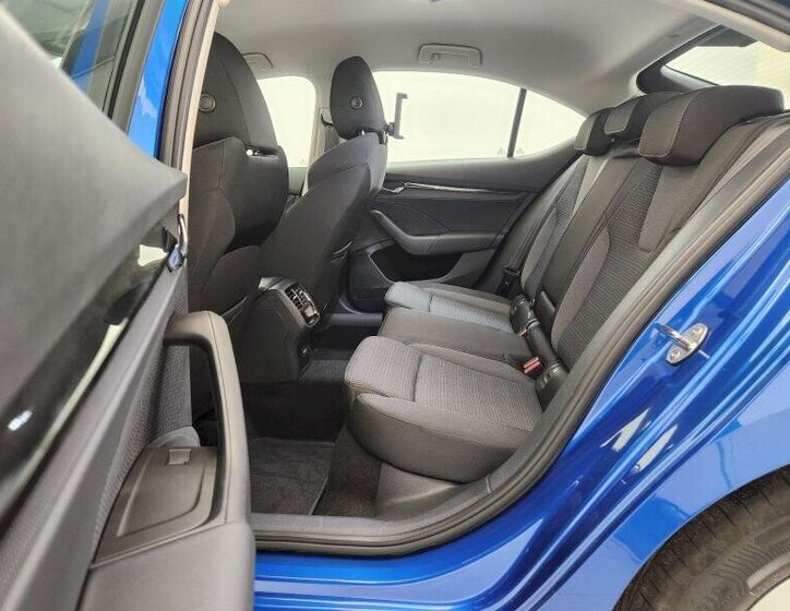 Škoda Octavia Sedan / Limuzína 1,5 l 110 kw