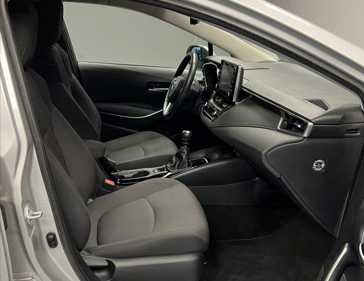 Toyota Corolla Sedan 1,6 l 97 kw