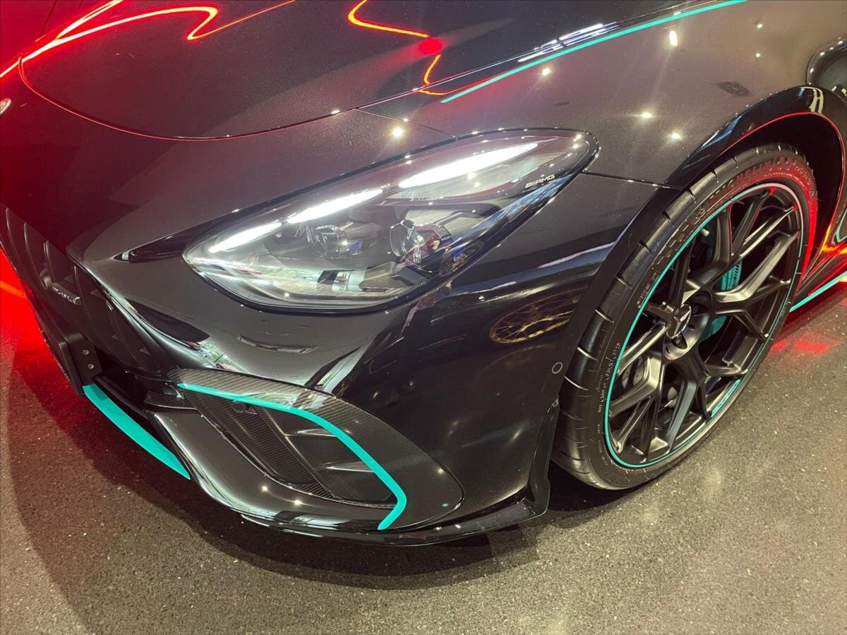 Mercedes-Benz AMG GT Kupé 4,0 l 450 kw