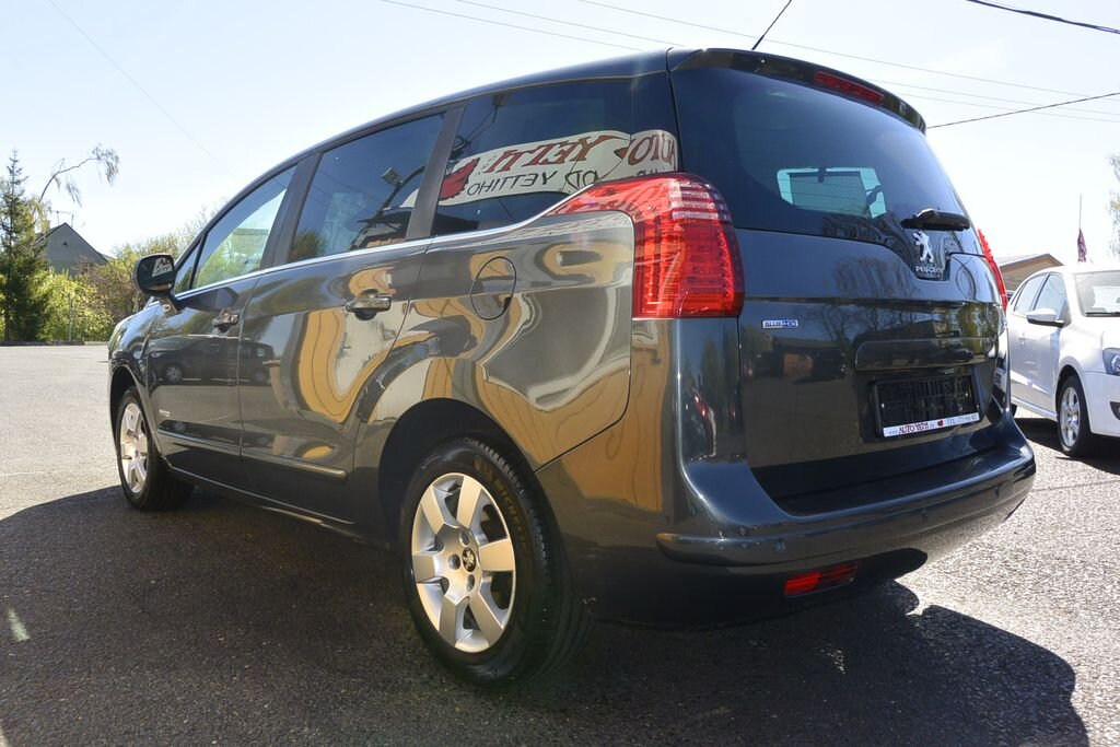 Peugeot 5008 MPV 1,6 l 88 kw