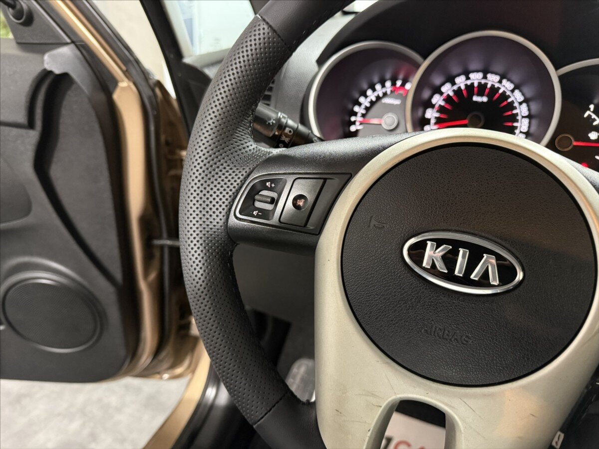 KIA Venga MPV 1,4 l 66 kw