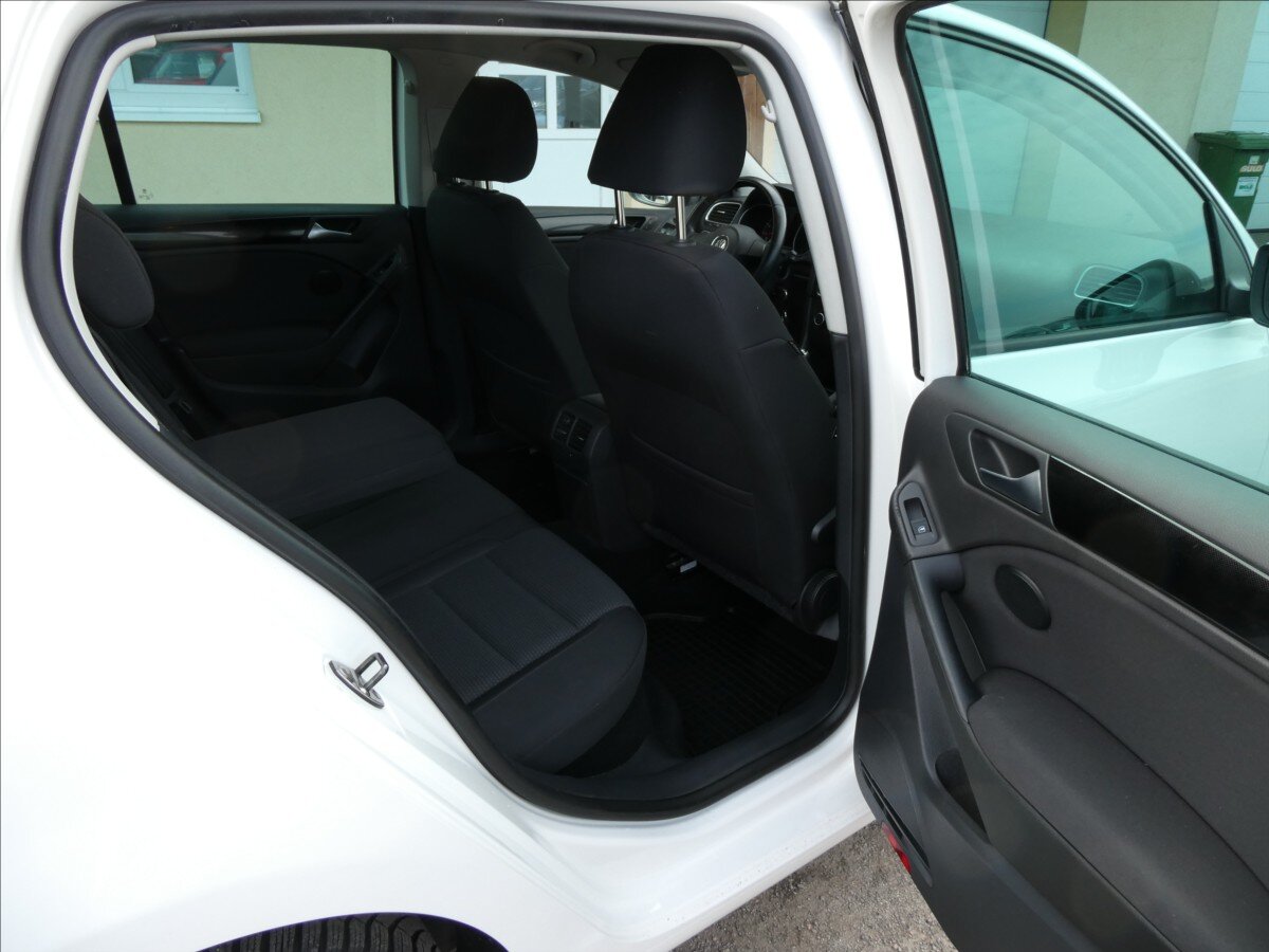 Volkswagen Golf Hatchback 1,2 l 63 kw