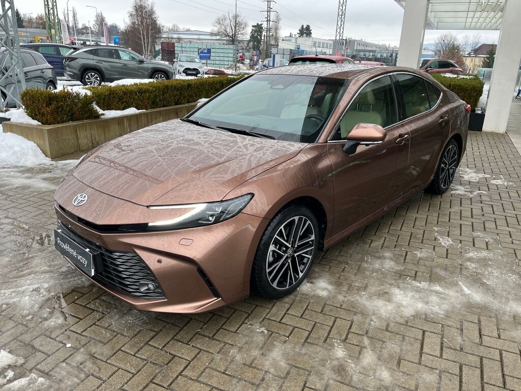 Toyota Camry Sedan 2,5 l 137 kw