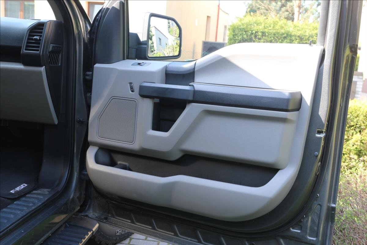 Ford F-150 Pick-up 5,0 l 287 kw