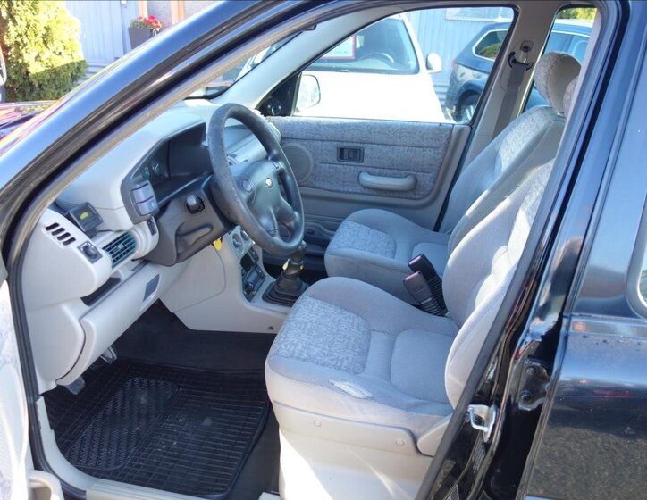 Land Rover Freelander SUV 2,0 l 72 kw