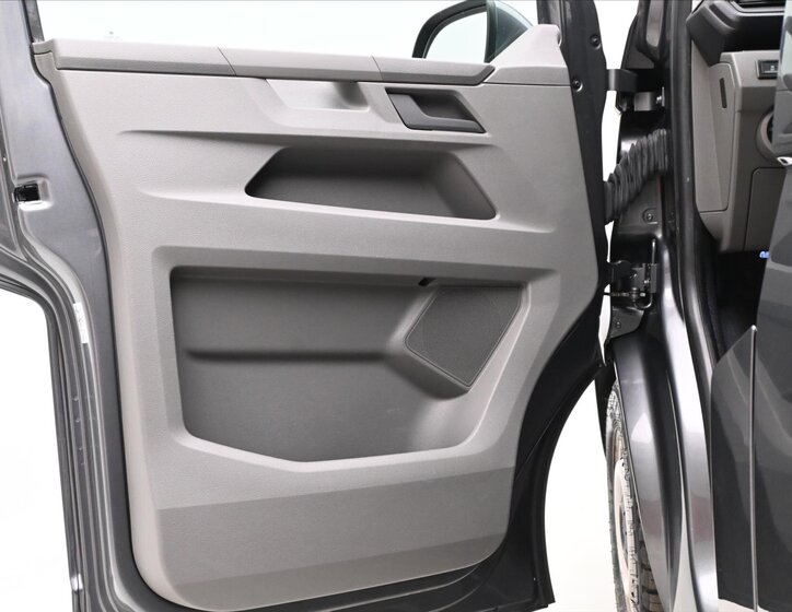 Volkswagen Transporter Skříň 2,0 l 110 kw