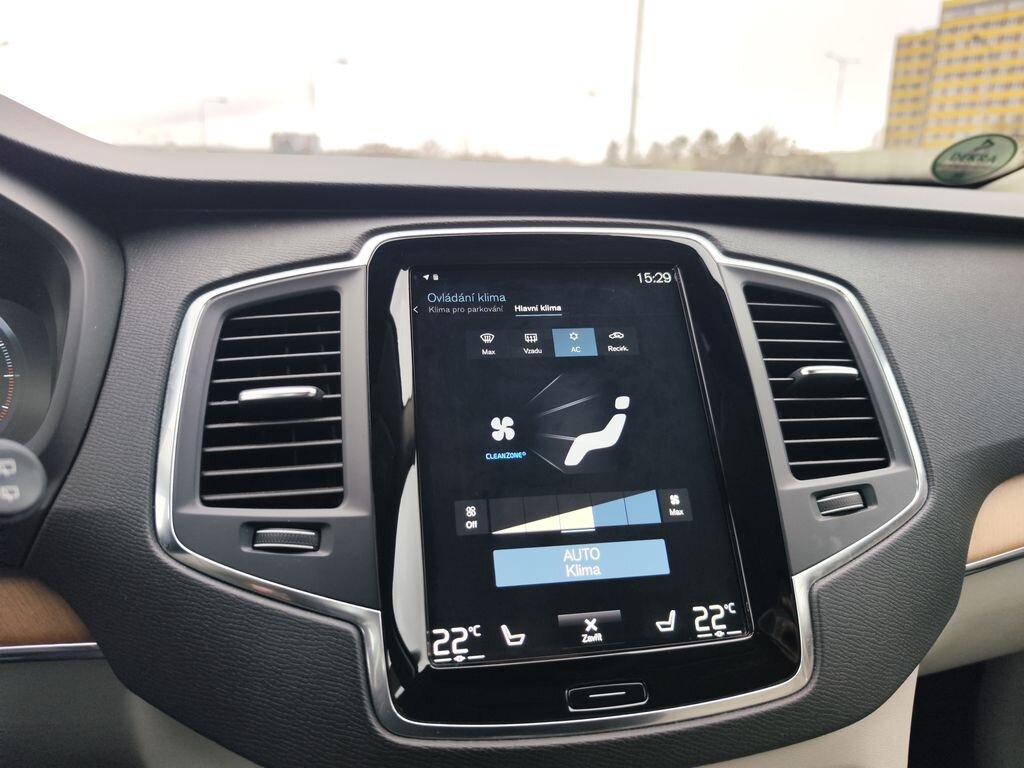 Volvo XC90 SUV 2,0 l 173 kw