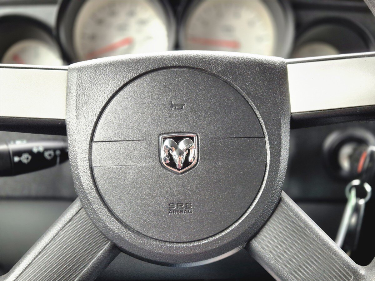 Dodge Magnum Kombi 2,7 l 142 kw