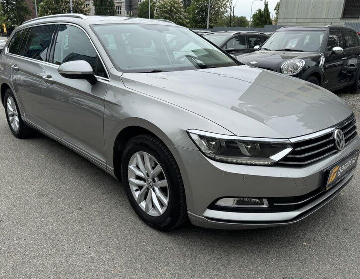 Volkswagen Passat Kombi 2,0 l 110 kw