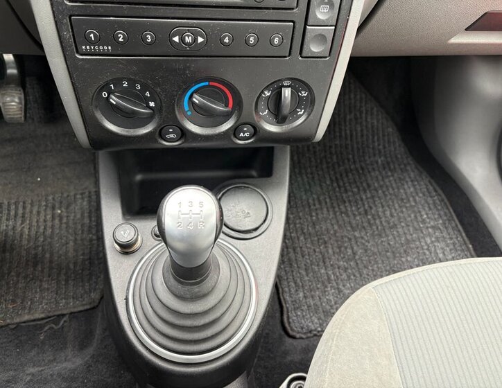 Ford Fusion Hatchback 1,6 l 74 kw