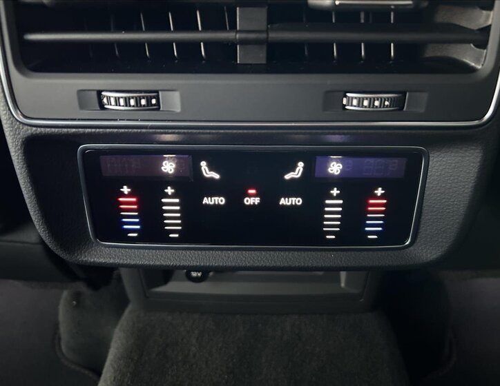 Audi Q8 SUV 3,0 l 250 kw