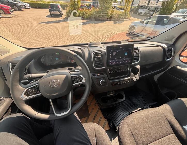 Toyota Proace Max 7