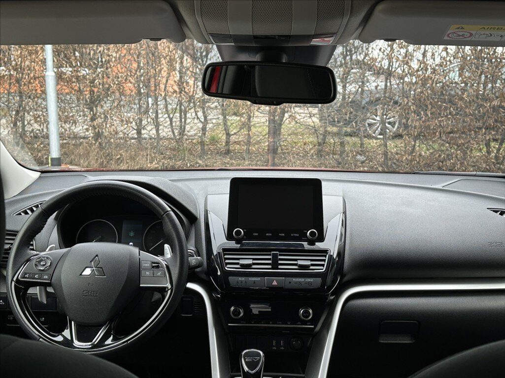 Mitsubishi Eclipse Cross SUV / Terénní 2,4 l 138 kw