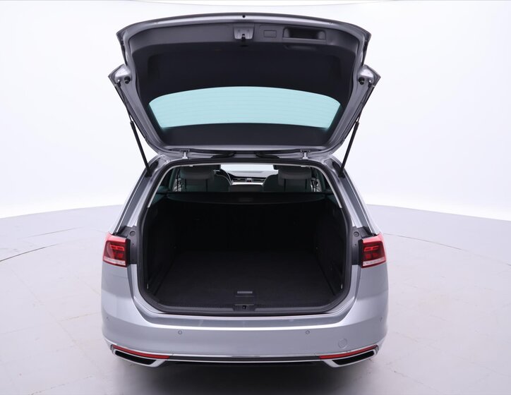 Volkswagen Passat Kombi 2,0 l 110 kw