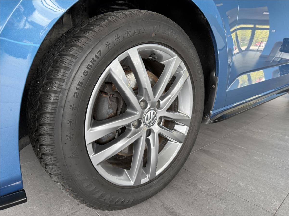 Volkswagen Touran Kombi 1,5 l 110 kw