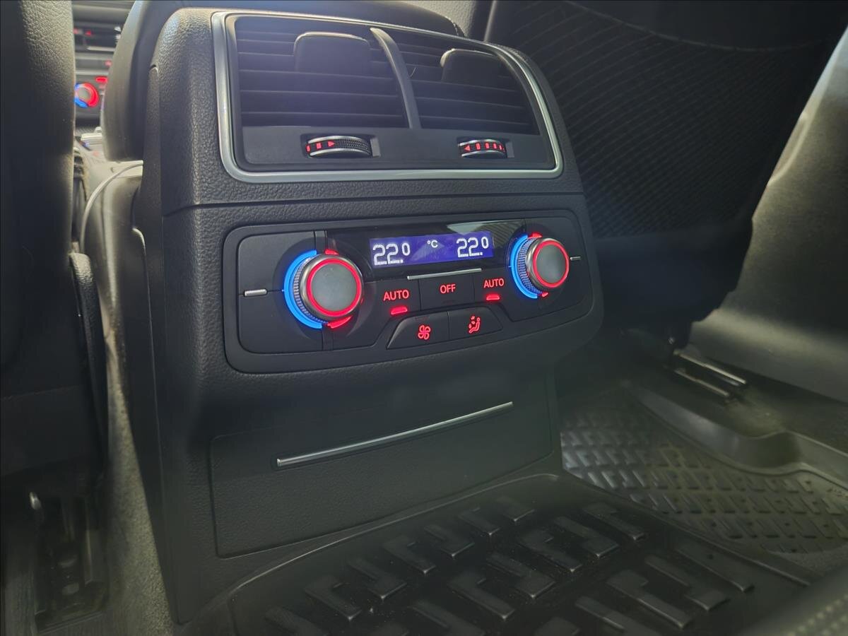 Audi A6 Allroad Kombi 3,0 l 200 kw