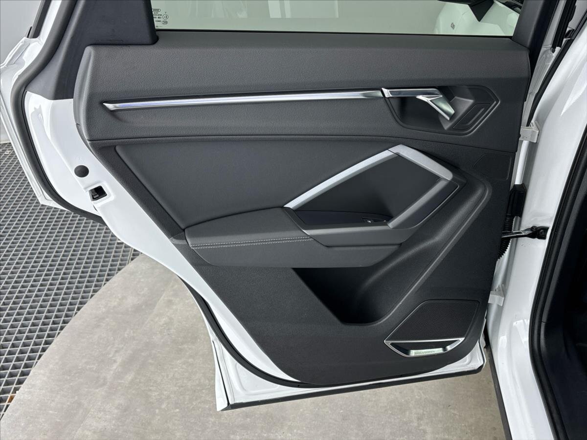 Audi Q3 SUV / Terénní 2,0 l 140 kw