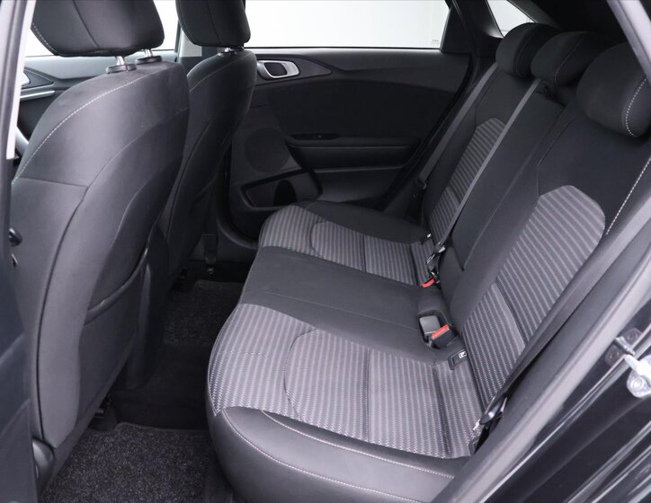 KIA Ceed Hatchback 998,0 74 kw