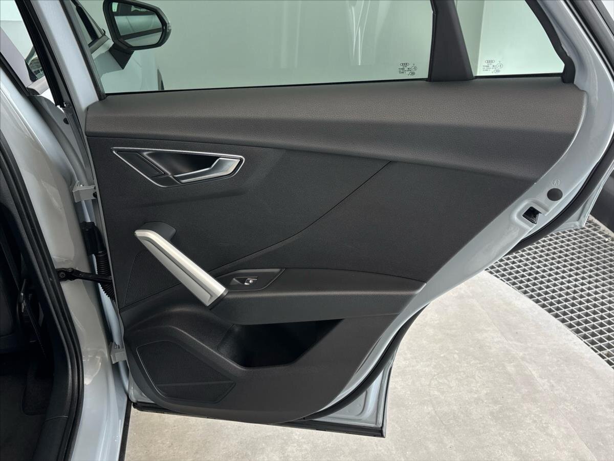 Audi Q2 SUV / Terénní 1,5 l 110 kw