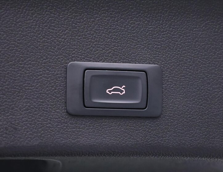 Audi RS 4 Kombi 4,2 l 331 kw