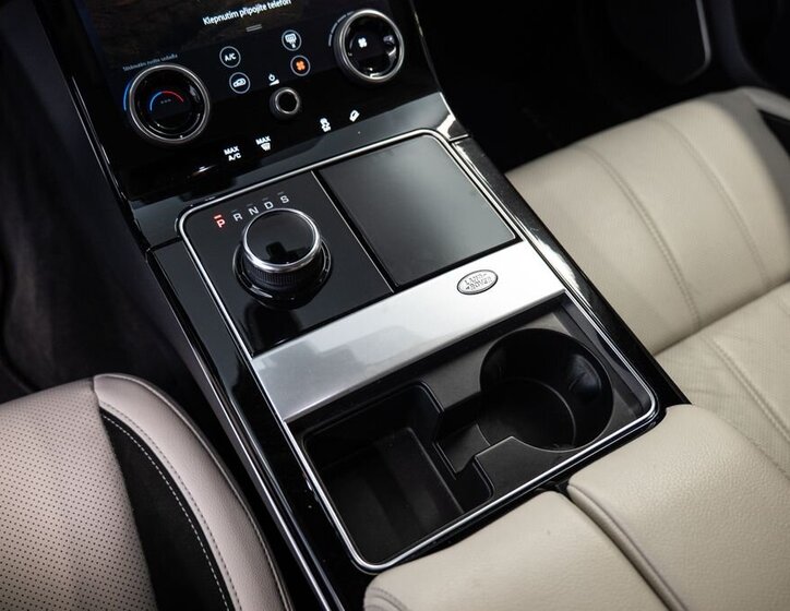 Land Rover Range Rover Velar SUV 3,0 l 221 kw