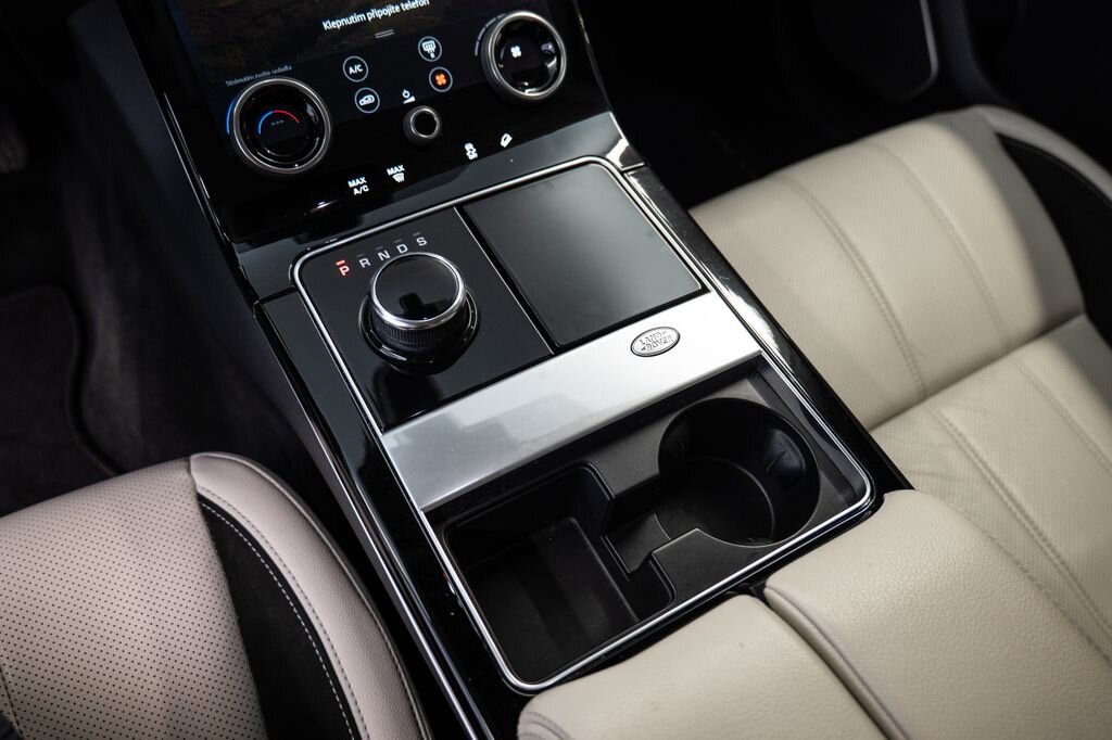 Land Rover Range Rover Velar SUV 3,0 l 221 kw