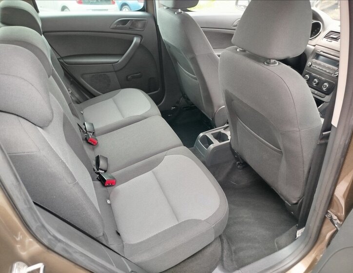 Škoda Yeti SUV / Terénní 1,2 l 77 kw